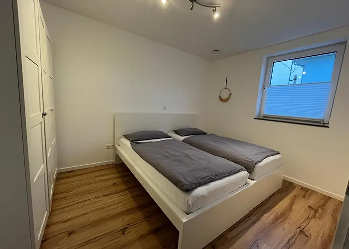 Modern - Gratis Highspeed Wlan, Parkplatz, Nahe Bamberg Appartement *
